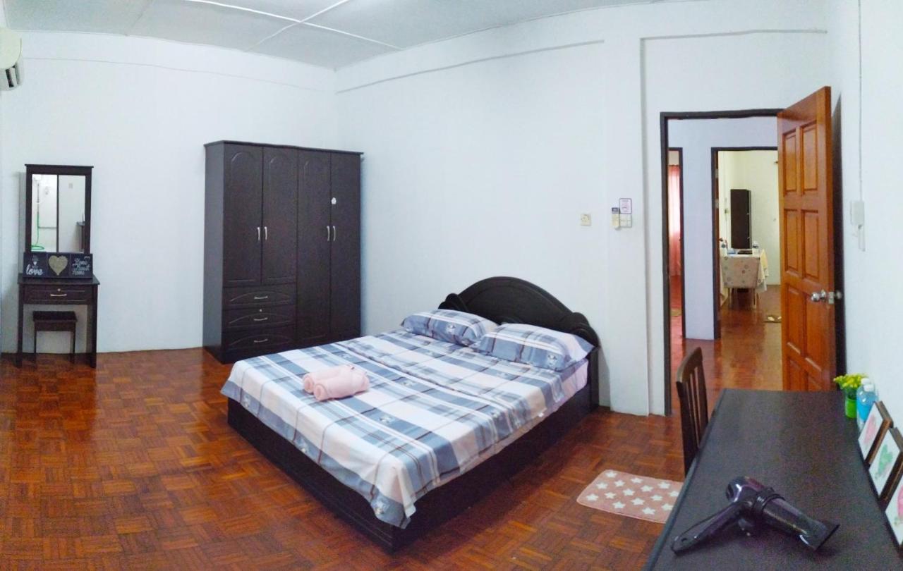 Victoria Homestay Sibu - Next To Shopping Complex & Large Car Park Area With Autogate Exterior photo