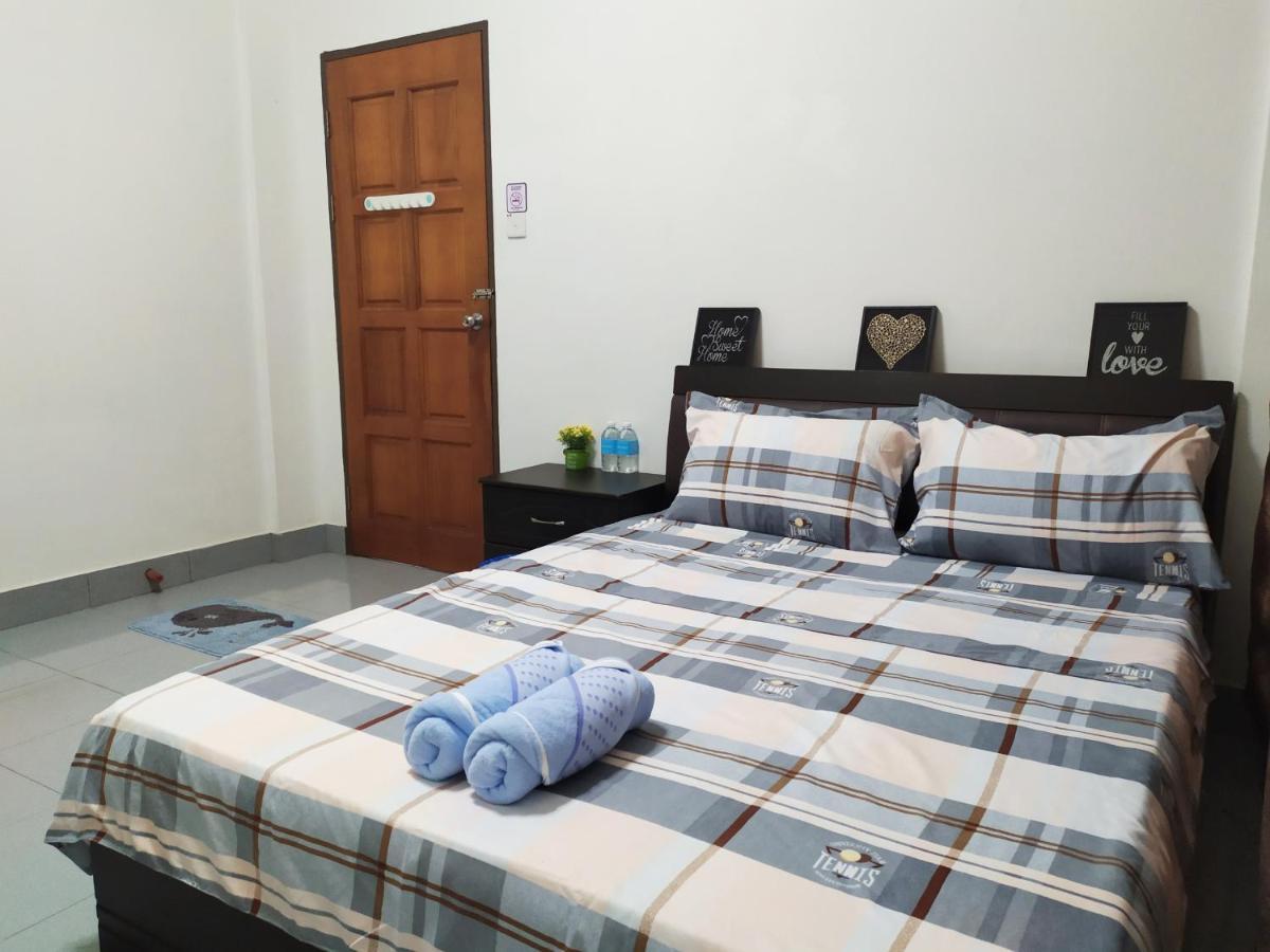 Victoria Homestay Sibu - Next To Shopping Complex & Large Car Park Area With Autogate Exterior photo